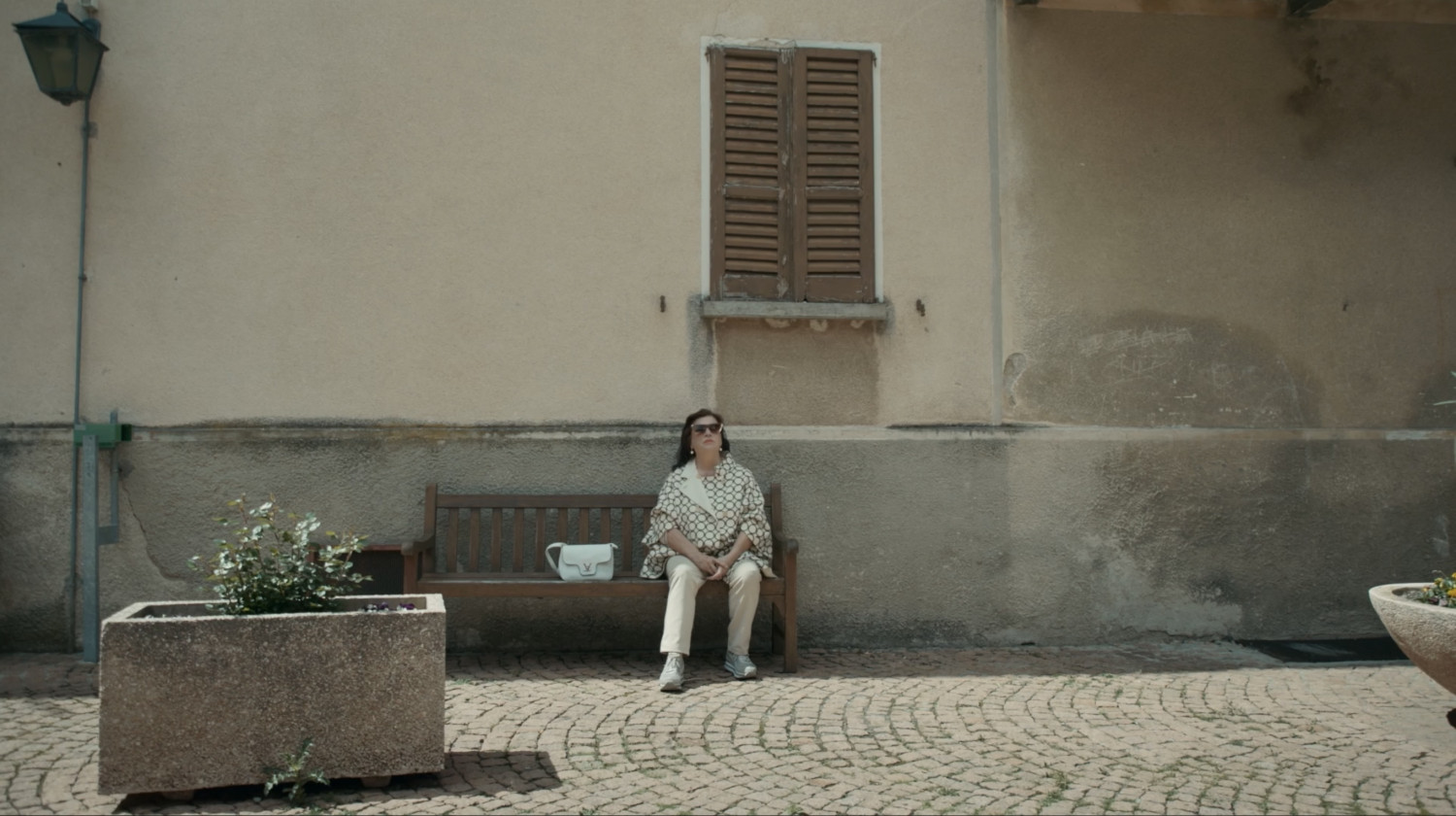 Anton v. Bredow, Architektur des Glücks, 60. Solothurner Filmtagen,  59. Internationale Hofer Filmtage, Kinoauswertung CH/GER 25/26, nominiert für GRANIT Dokumentarfilmpreis, © 