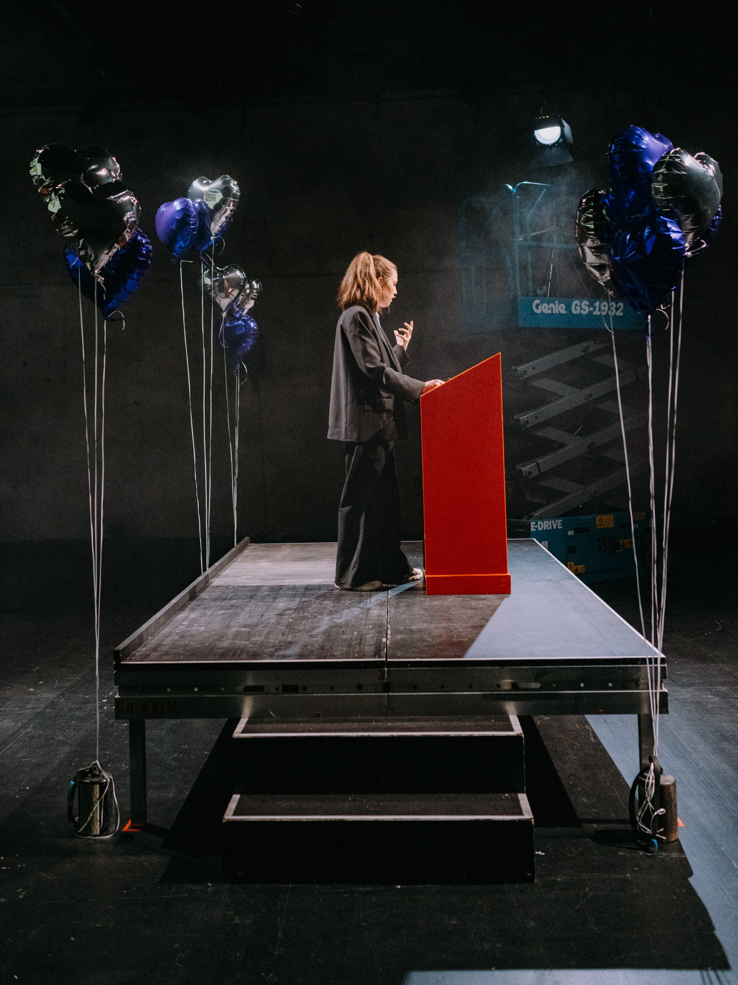 Anton v. Bredow, Happy Endings, Deutsches Schauspielhaus, Spielzeit 25/26, © Julia Sang Nguyen