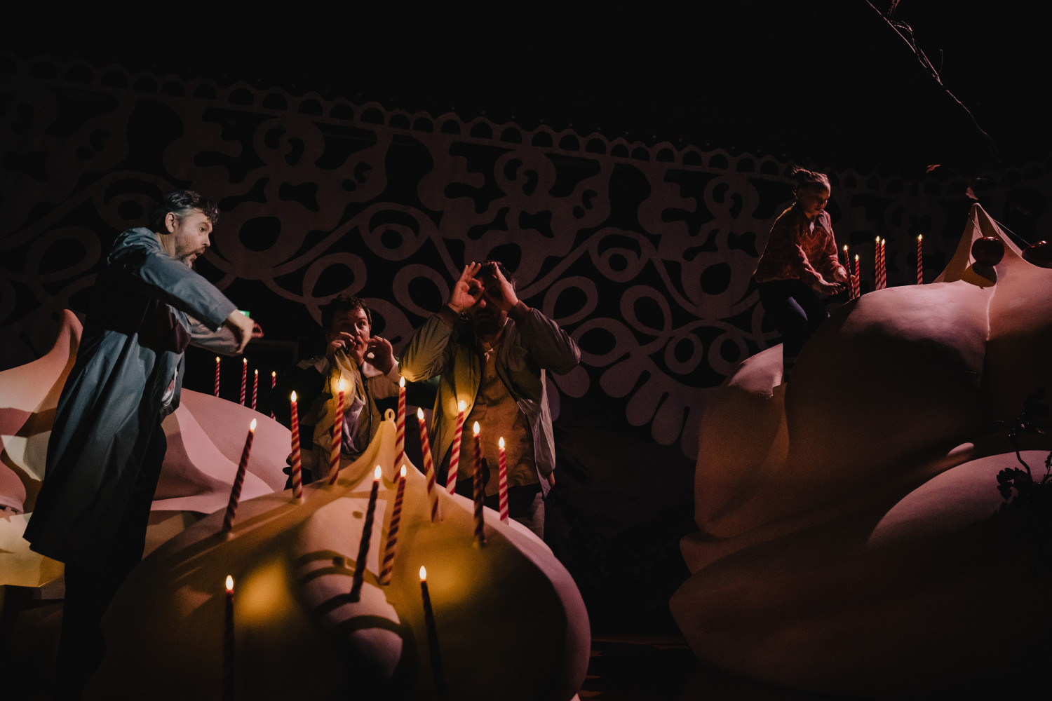 Anton v. Bredow, Kannst du pfeifen, Johanna, Hamburger Staatsoper, Spielzeiten 23/24/25, © Niklas Marc Heinecke