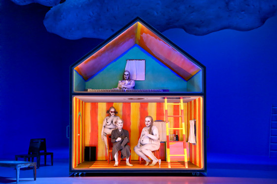 Anton v. Bredow, Kaspar Hauser & Söhne, Theater Basel, Spielzeit 17/18, © Birgit Hupfeld