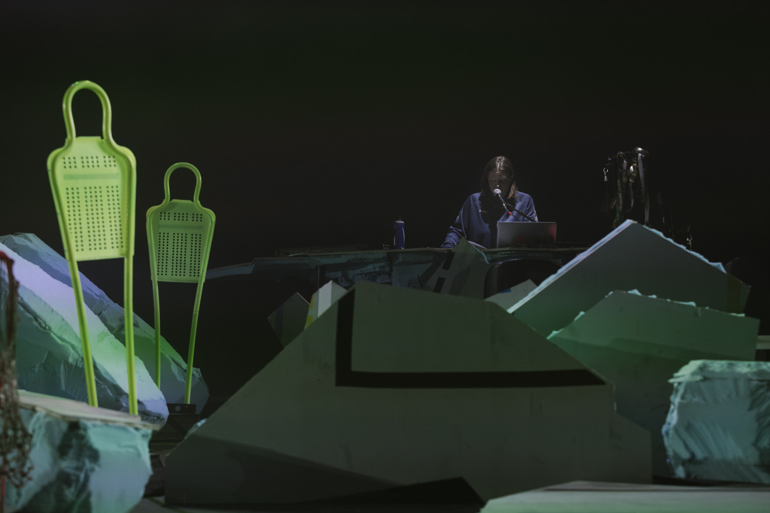 Anton v. Bredow, Mundtot, , © Inés Bacher